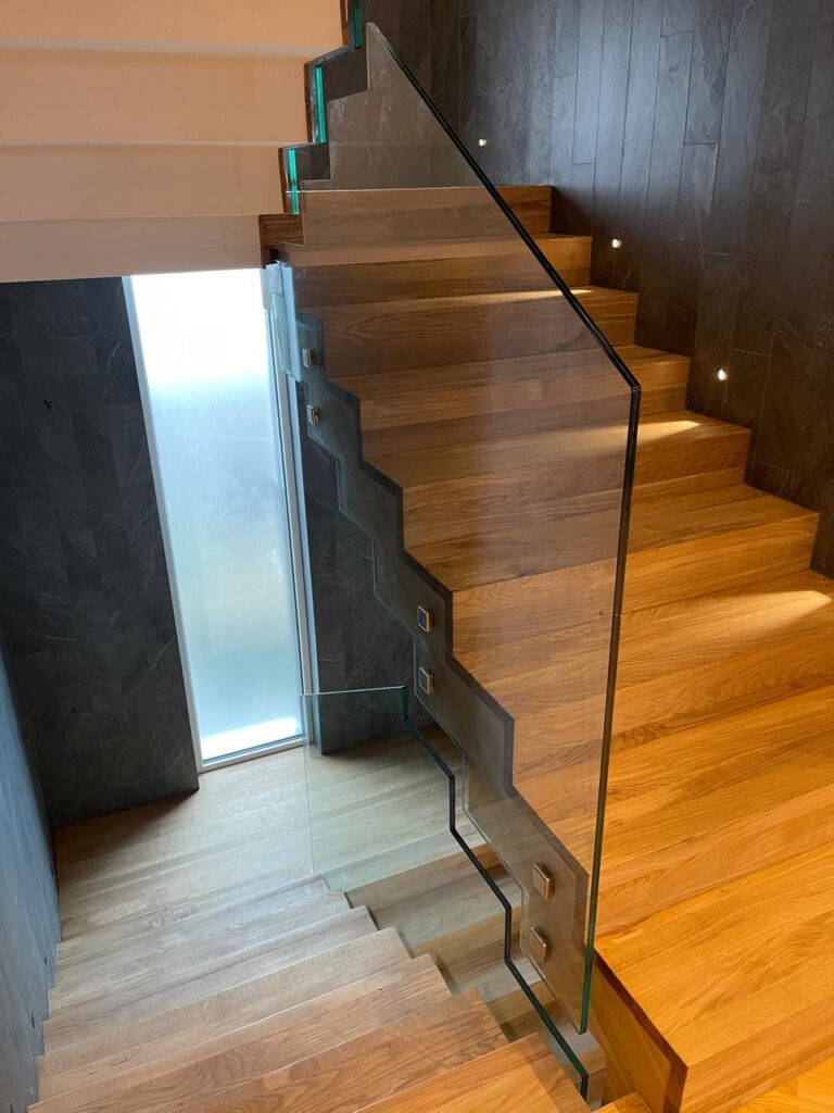 Glasgeländer